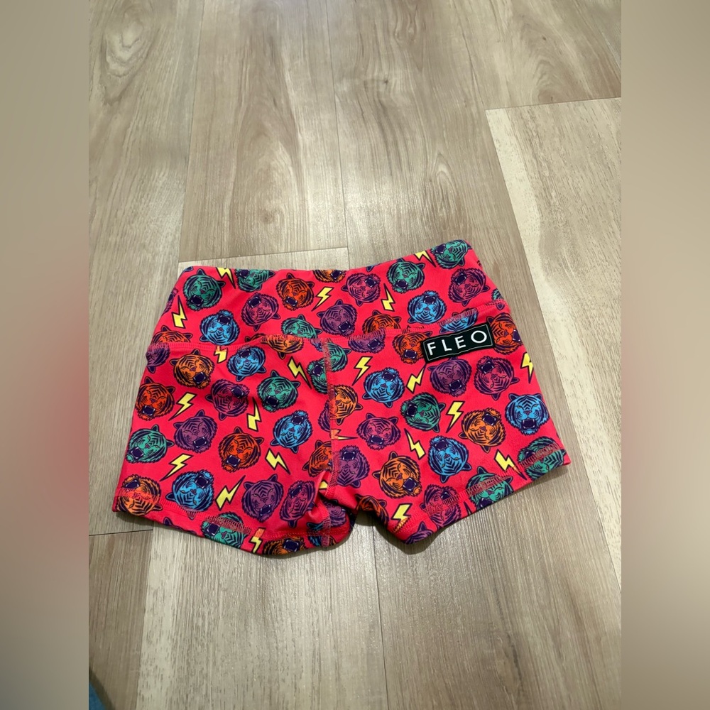FLEO short - Picture 5 of 8
